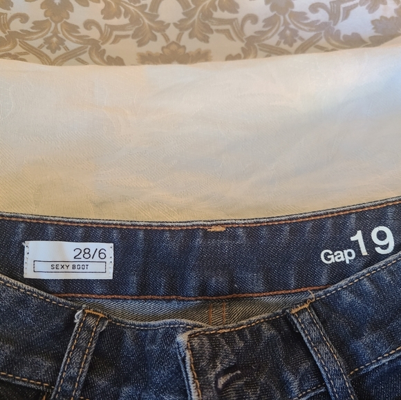 Jeans - Picture 2 of 2